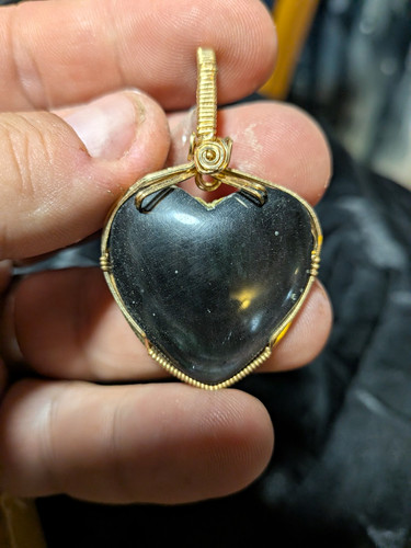 Wire wrapped black - wire, heart