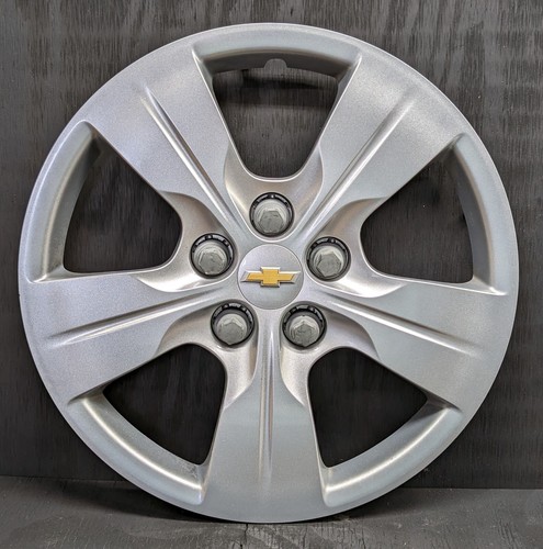 Chevrolet chevy cruze hubcap - chevy,