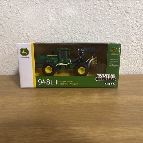 Ertl 45677 john deere 948l - 45677,