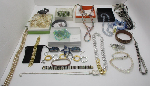 Costume jewelry lot - jewelry,