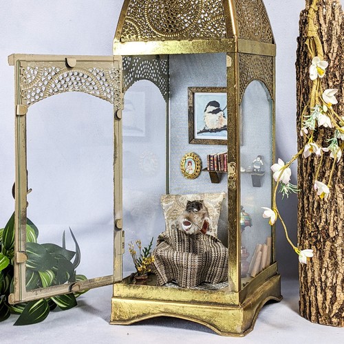 Living room mouse lantern - room,