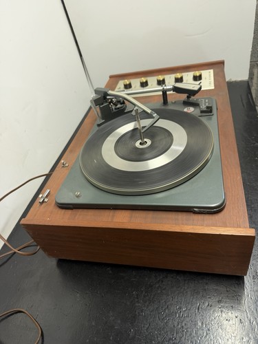 Rare the fisher model 75 - the,
