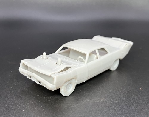 Scale printed 1969 - 3d,