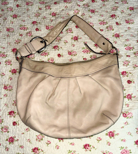 Coach beige medium crescent - coach,