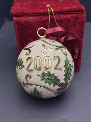 Dillards 2002 round - dillards, ball