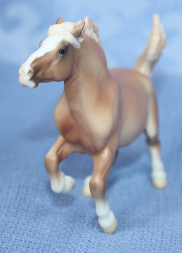 New breyer tsc mystery horse - new,