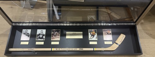 Bobby orr autographed game - bobby,