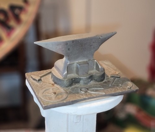 Miniature anvil unique - anvil,,