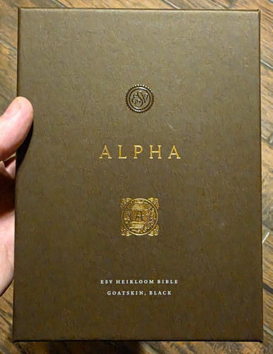 Crossway esv heirloom bible - crossway,