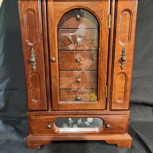 1970s style vintage armoire - 1970s,