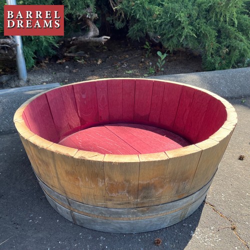 Wine barrel planter - 1/4,