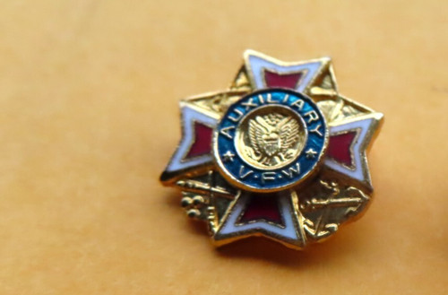 Vintage enamel lapel pin - vintage,