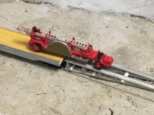 Scale ladder engine - n, fire