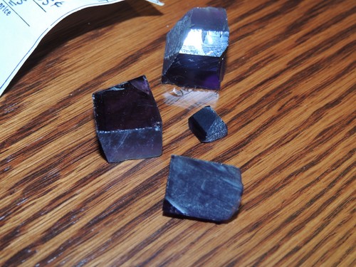 Lot deep purple raw - lot, of