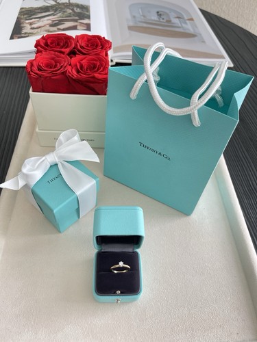 Tiffany solitaire yellow - tiffany,