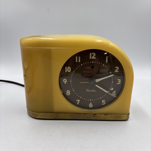 Vintage westclox moonbeam - westclox,