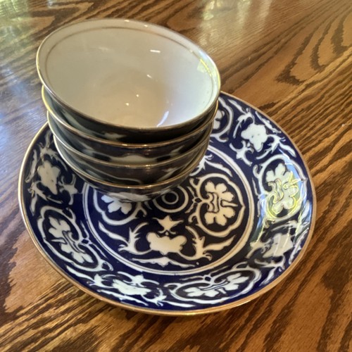 Blue white floral - &,