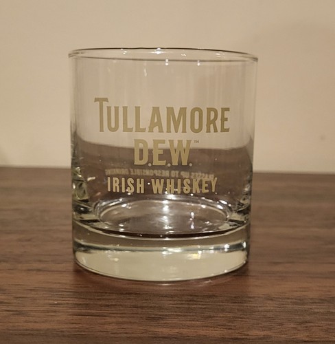 Tullamore dew irish whiskey - tullamore,