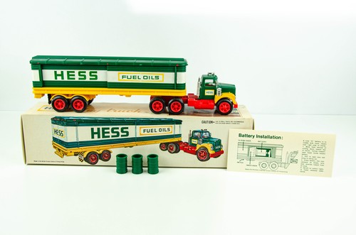 Vintage 1975 hess box trailer - vintage,