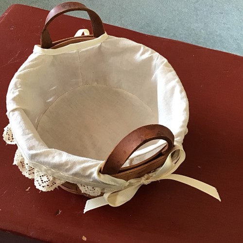 Longaberger round basket - longaberger,