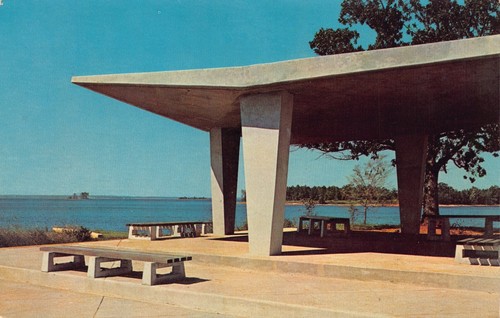 GA~GEORGIA~LAKE