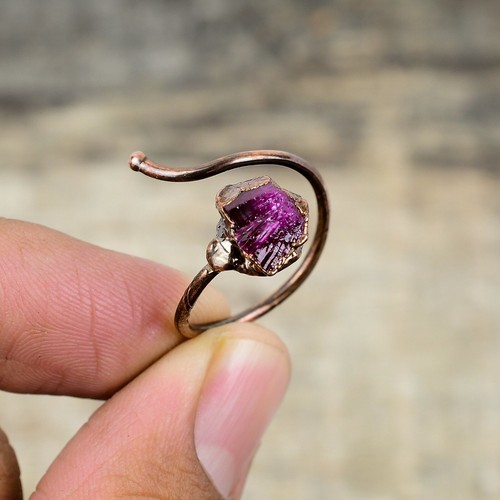 Natural pink tourmaline - natural, rough