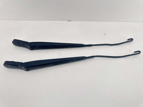 Wiper arm pair left right - left,