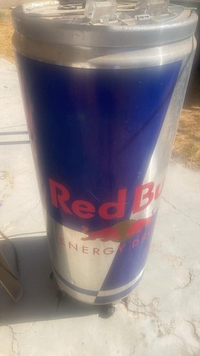 Red bull electric can - red,