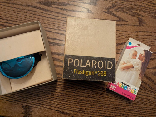 Polaroid 268 flash gun - polaroid,
