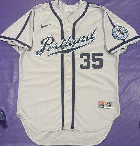 Game used portland beavers 35 - used,