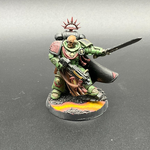 Warhammer 40k space marine - space,