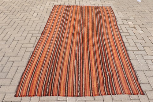 9x7 vintage rug - ft,