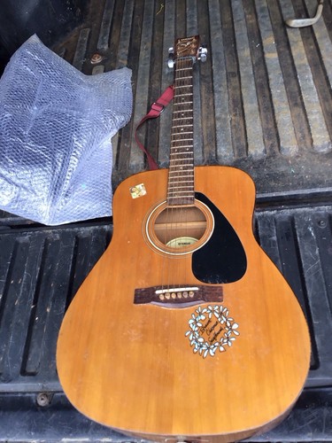 Yamaha f310 acoustic - yamaha,