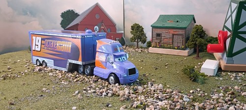 Mattel disney pixar cars bobby - pixar,
