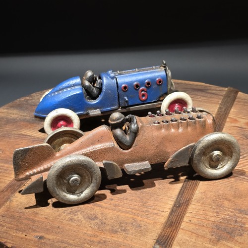 Cast iron race - cast, set