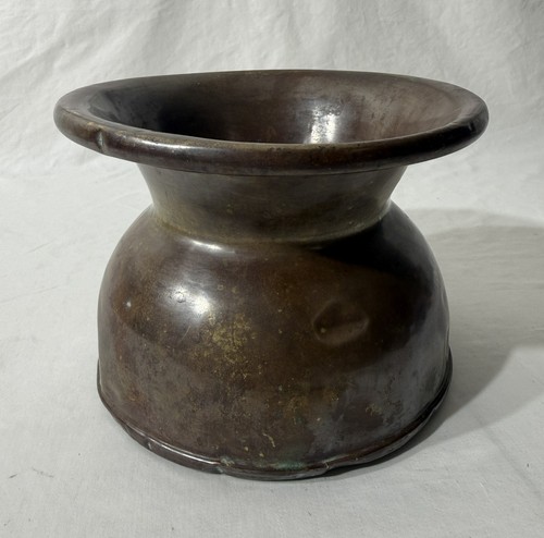 Vintage brass spittoon - brass,