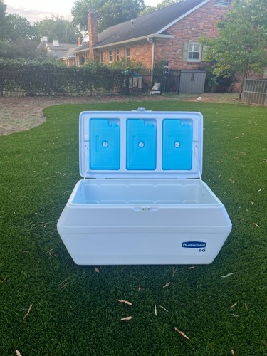 Vintage rubbermaids 80q - vintage, cooler