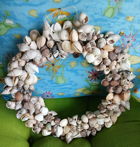 Across beach shell covered - 12",