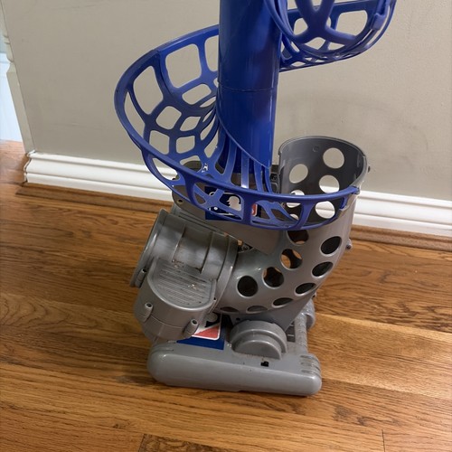 Wiffle ball launcher - wiffle,