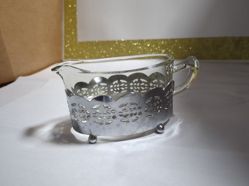 Vintage pyrex gravy boat - pyrex,