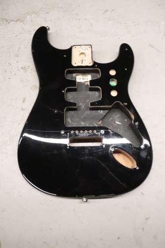 Fender mim stratocaster black - ,