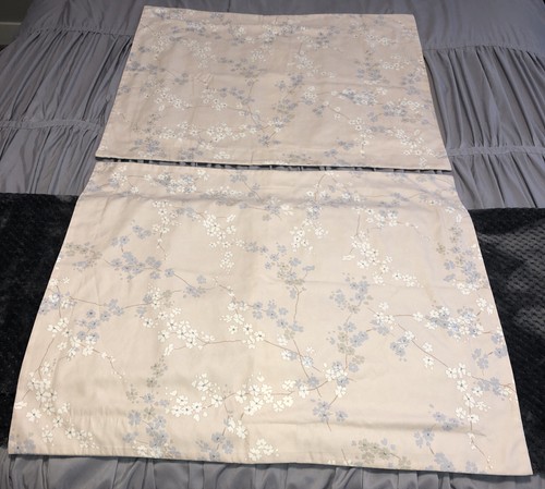 Suite 109 standard pillow - 109,