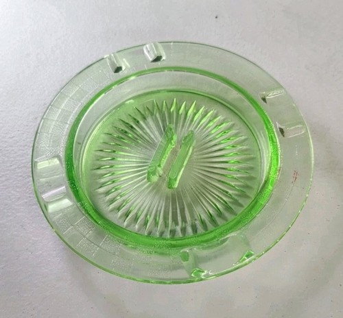 Vintage green depression - green,