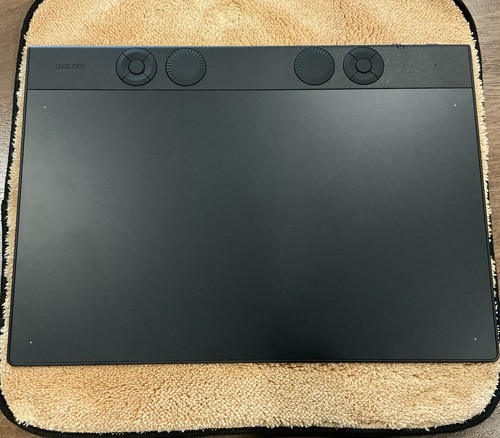 Wacom intuos pro medium - wacom,