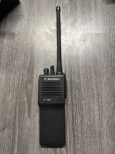 Motorola ht1000 vhf portable - motorola,
