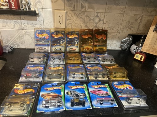 Vintage hot wheels lot - 20,