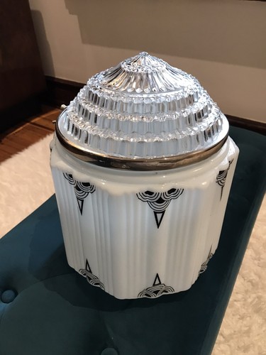Elegant matching refurbished