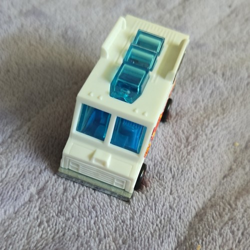 Hot wheels quick bite - hot, shave