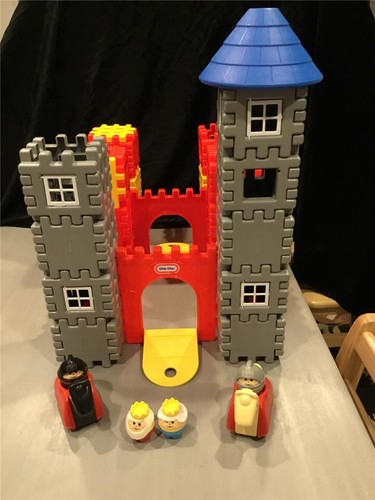 Little tikes wee waffle castle - little,