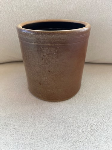 Maple city pottery salt glazed - city,